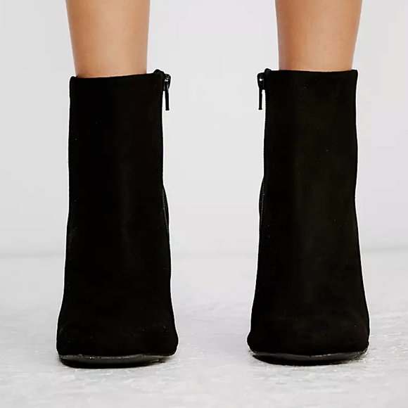 FREE PEOPLE Booties Intricate Short Zipper Shoes    poshmark.com/closet/kreed324 - Picture 3 of 14